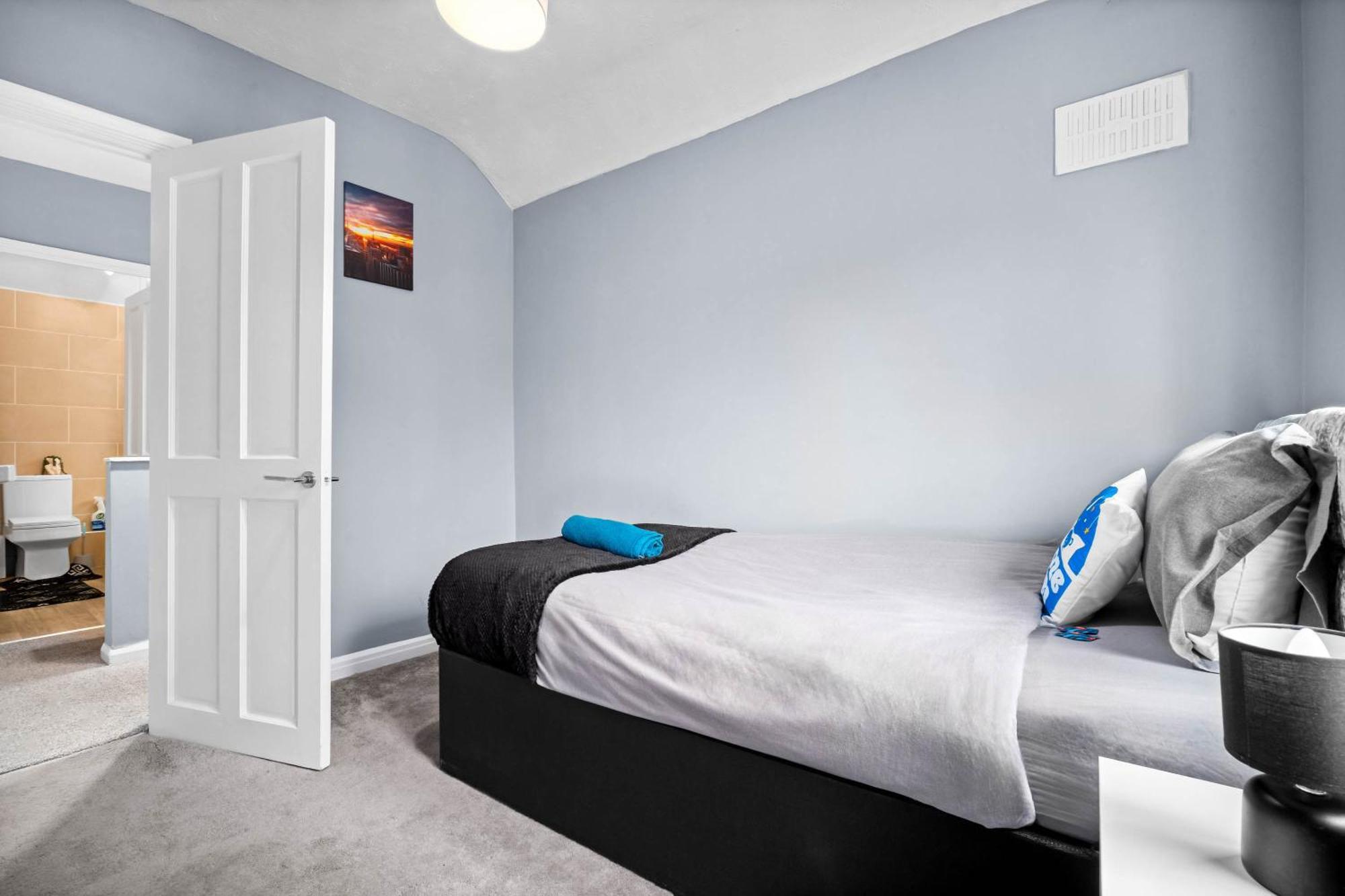 Stylish 3 Bedroom Home Away From Home Birmingham Esterno foto